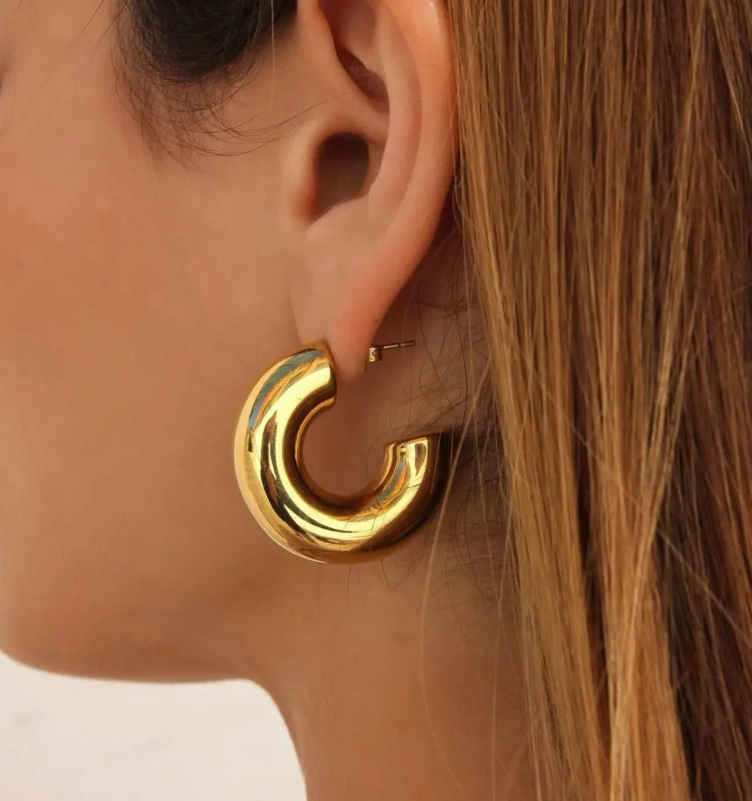 Luna Hoops